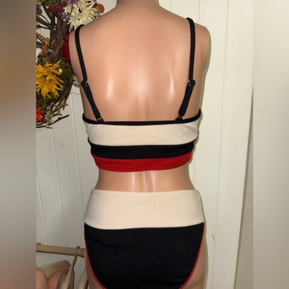 Shein bikini - Picture 2 of 5